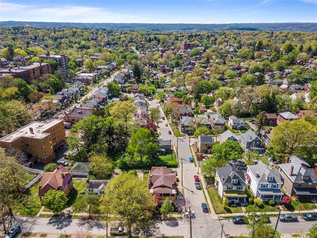 Mt Lebanon, Pennsylvania 15228, United States, 5 Bedrooms Bedrooms, ,2 BathroomsBathrooms,Residential,Active,177439