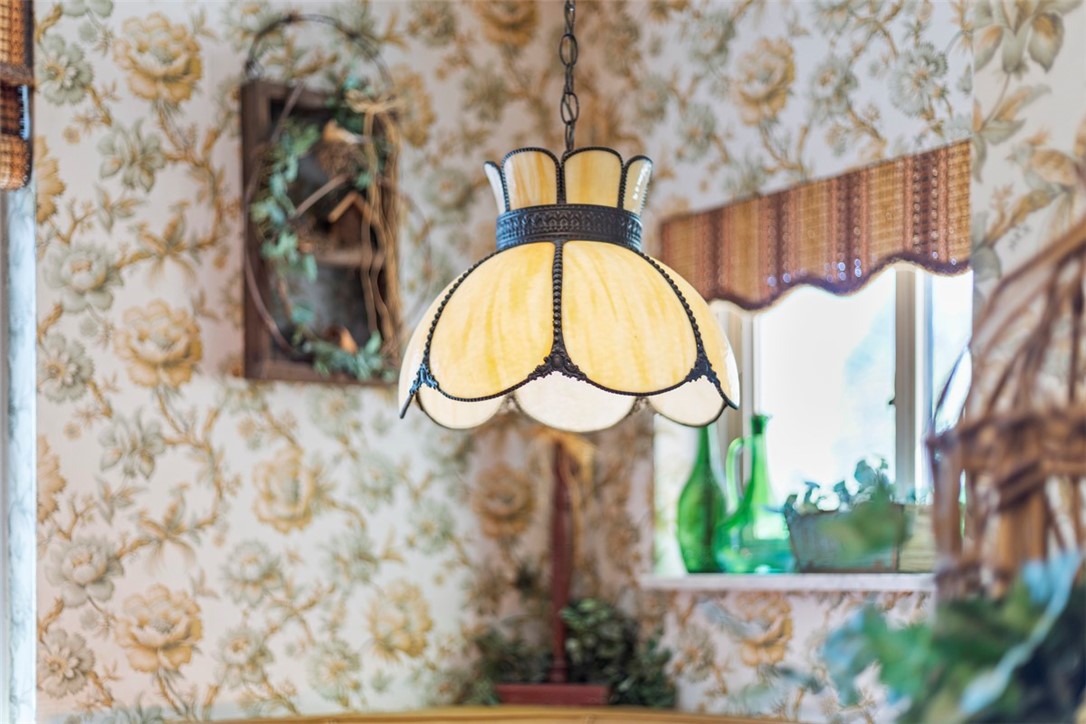 Mt Lebanon, Pennsylvania 15228, United States, 5 Bedrooms Bedrooms, ,2 BathroomsBathrooms,Residential,Active,177439