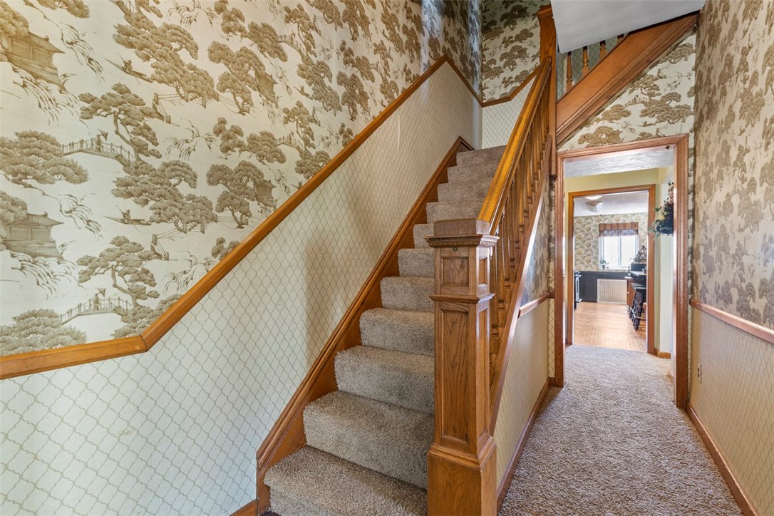 Mt Lebanon, Pennsylvania 15228, United States, 5 Bedrooms Bedrooms, ,2 BathroomsBathrooms,Residential,Active,177439