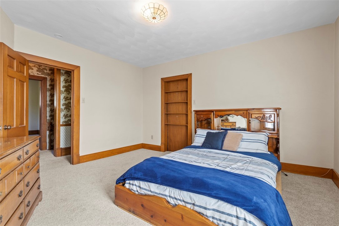 Mt Lebanon, Pennsylvania 15228, United States, 5 Bedrooms Bedrooms, ,2 BathroomsBathrooms,Residential,Active,177439