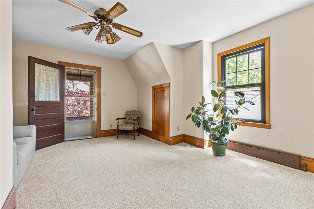 Mt Lebanon, Pennsylvania 15228, United States, 5 Bedrooms Bedrooms, ,2 BathroomsBathrooms,Residential,Active,177439