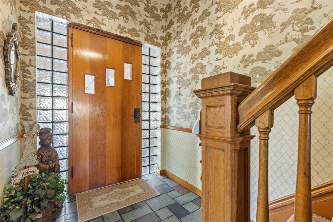 Mt Lebanon, Pennsylvania 15228, United States, 5 Bedrooms Bedrooms, ,2 BathroomsBathrooms,Residential,Active,177439