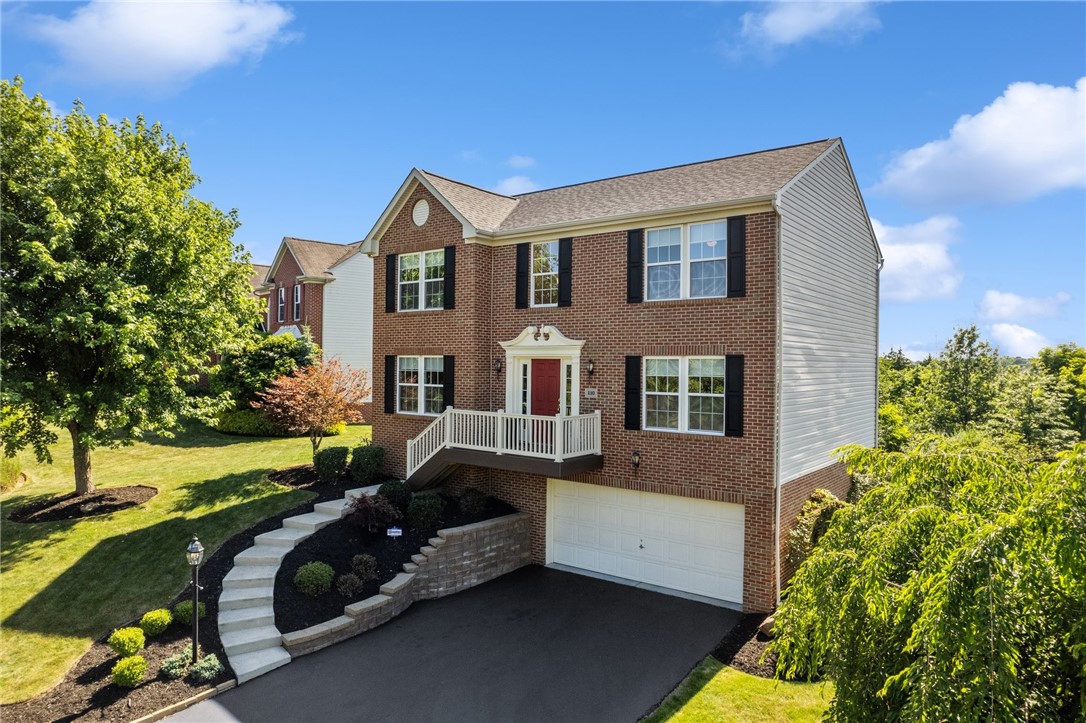 110 Foxtail Dr
