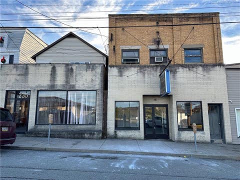 Homes For Rent - 237 Longfellow St<br/> Vandergrift, PA 15690