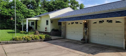 Photo for 5731 Interboro
