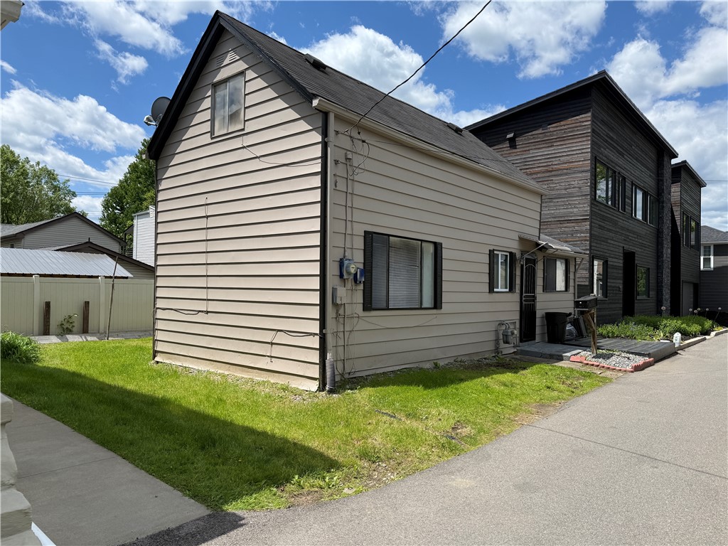 314 Sprott Way