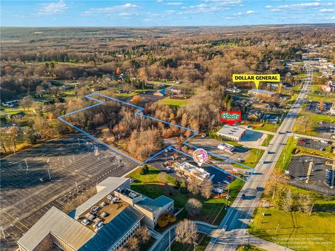 Photo of 2519 Wilmington Rd, New Castle, PA 16105 (MLS # 1737276)