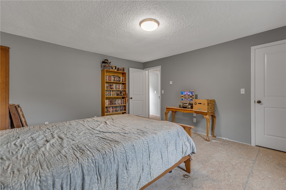 677 Fairlane Blvd Blvd, New Galilee, Pennsylvania image 7