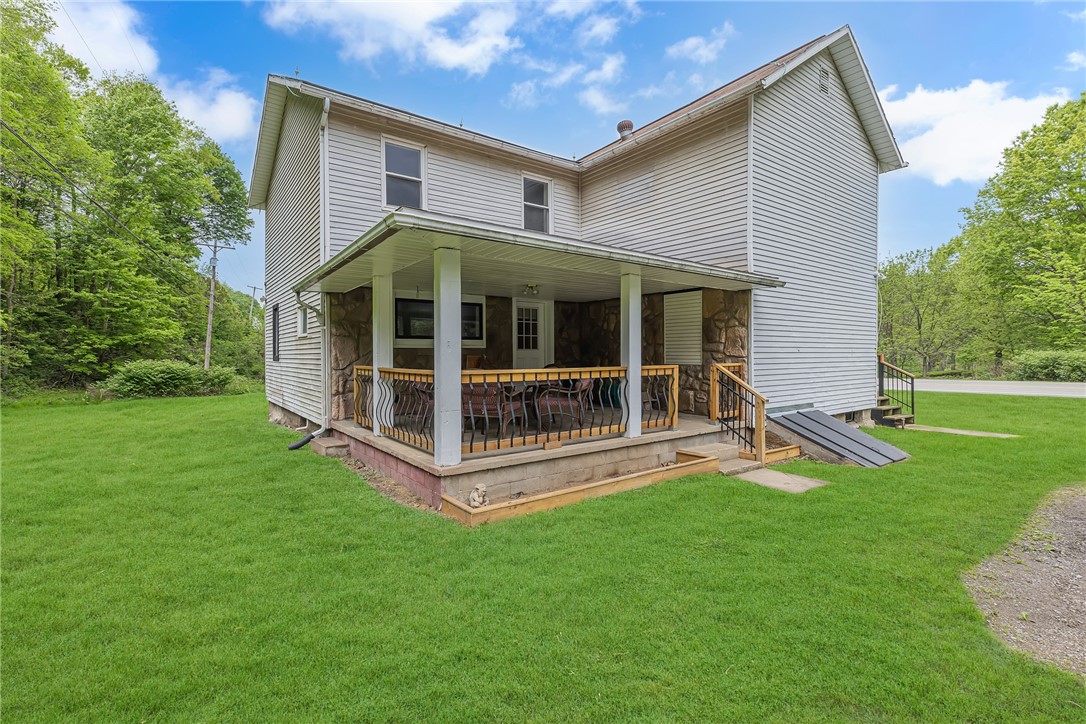 677 Fairlane Blvd Blvd, New Galilee, Pennsylvania image 2