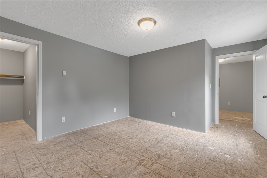 677 Fairlane Blvd Blvd, New Galilee, Pennsylvania image 6