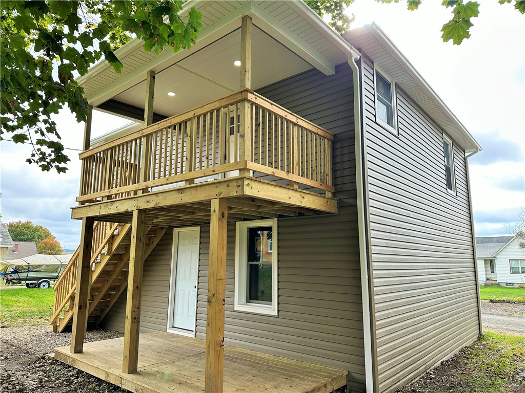 641 Line Ave Rear