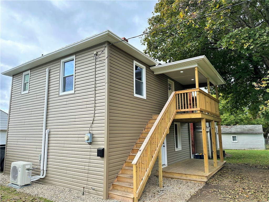 641 Line Ave Rear