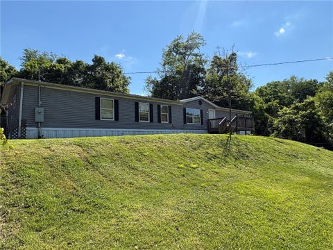 Photo of 1476 S Eighty Eight Rd, Greensboro, PA 15338 (MLS # 1761431)
