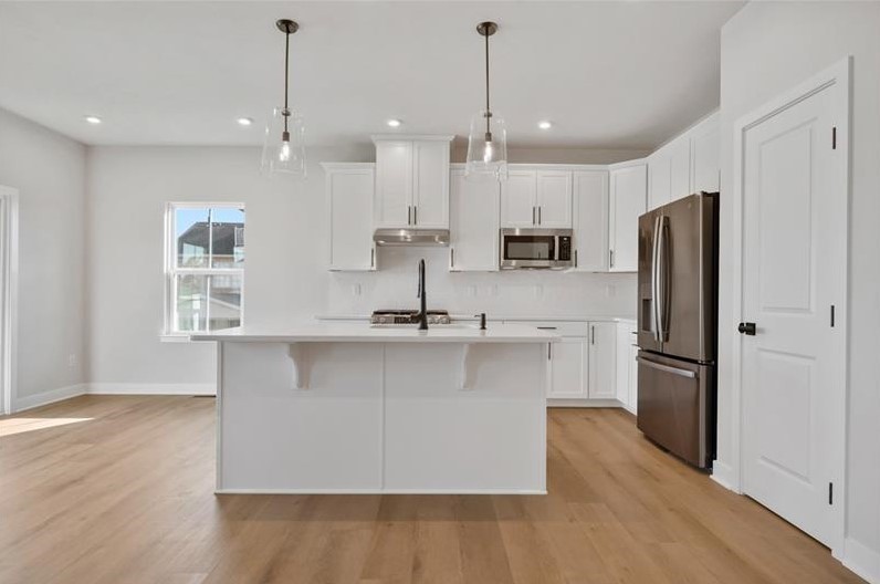 1052 Blackthorne Drive