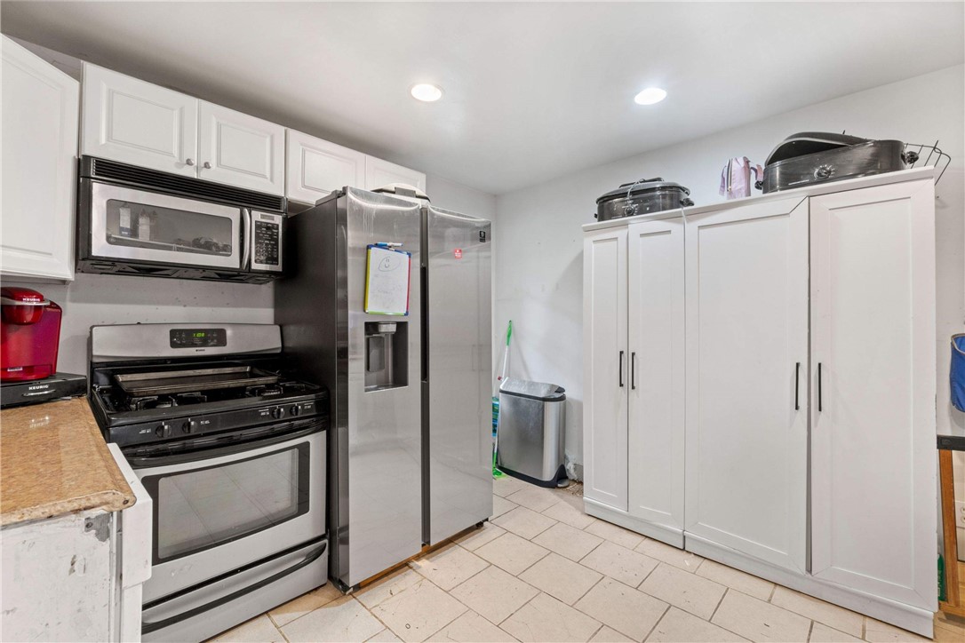 7 Clarion Ave