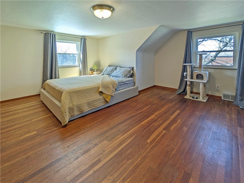 327 Ohio Ave Ave, Clairton, Pennsylvania image 29