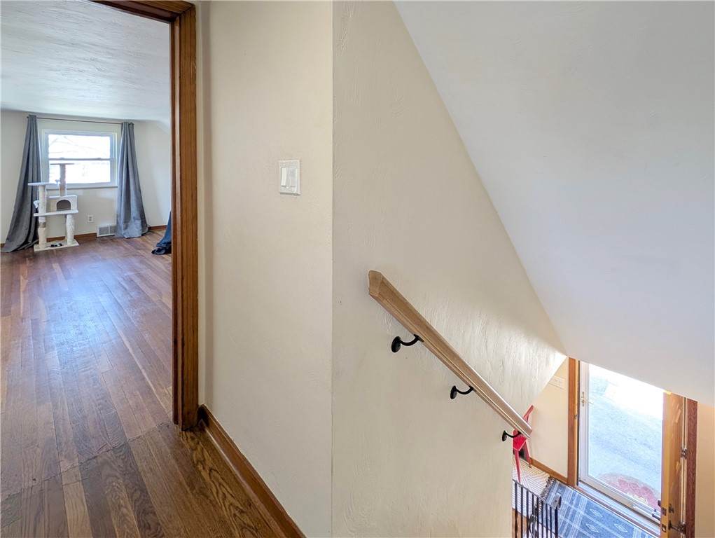 327 Ohio Ave Ave, Clairton, Pennsylvania image 35