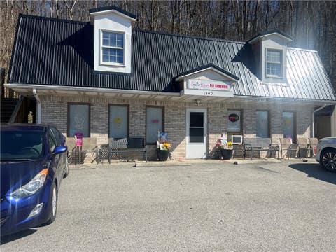 Homes For Sale - 1500 Ferndale Avenue Ave<br/> Johnstown, PA 15905