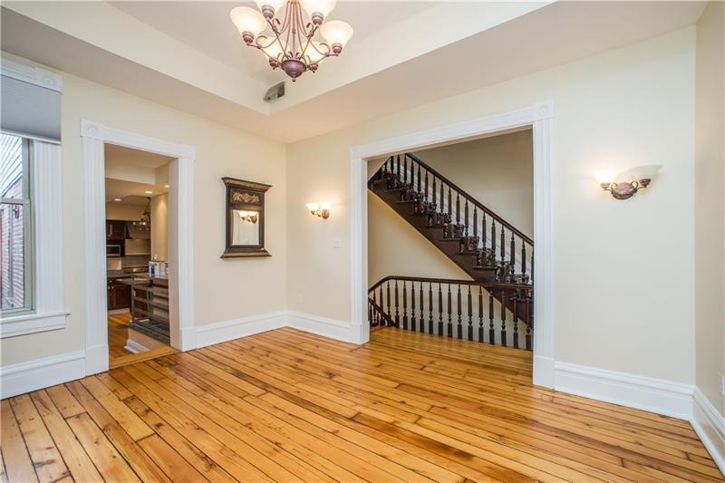 South Side, Pennsylvania 15203, United States, 3 Bedrooms Bedrooms, ,3 BathroomsBathrooms,Residential,Active,4350