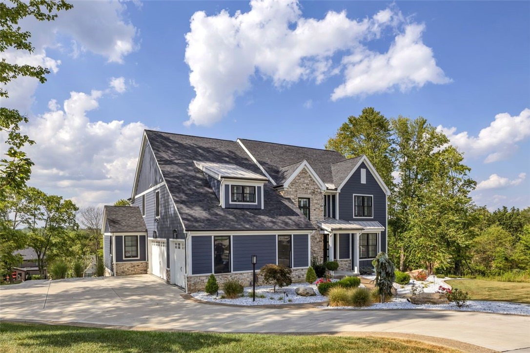 133 Woodford Dr