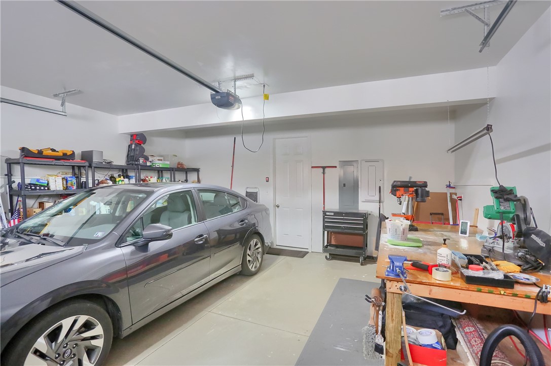 Cranberry Twp, Pennsylvania 16066, United States, 3 Bedrooms Bedrooms, ,3 BathroomsBathrooms,Residential,Active,215428