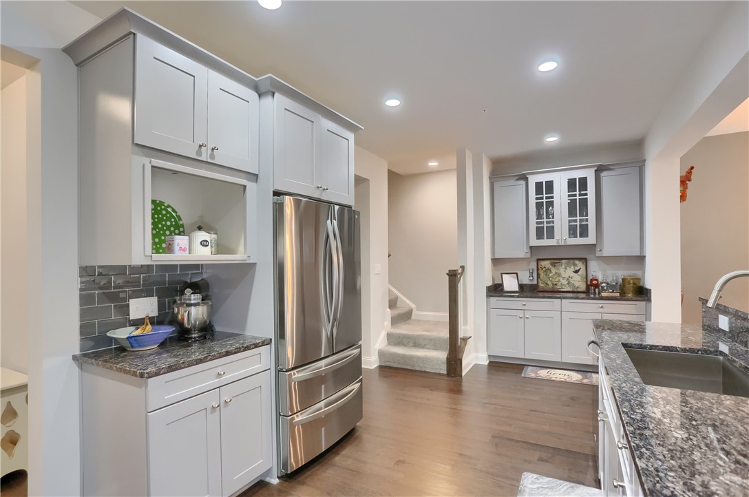 Cranberry Twp, Pennsylvania 16066, United States, 3 Bedrooms Bedrooms, ,3 BathroomsBathrooms,Residential,Active,215428