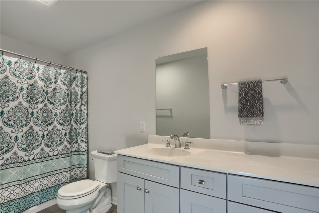 Cranberry Twp, Pennsylvania 16066, United States, 3 Bedrooms Bedrooms, ,3 BathroomsBathrooms,Residential,Active,215428