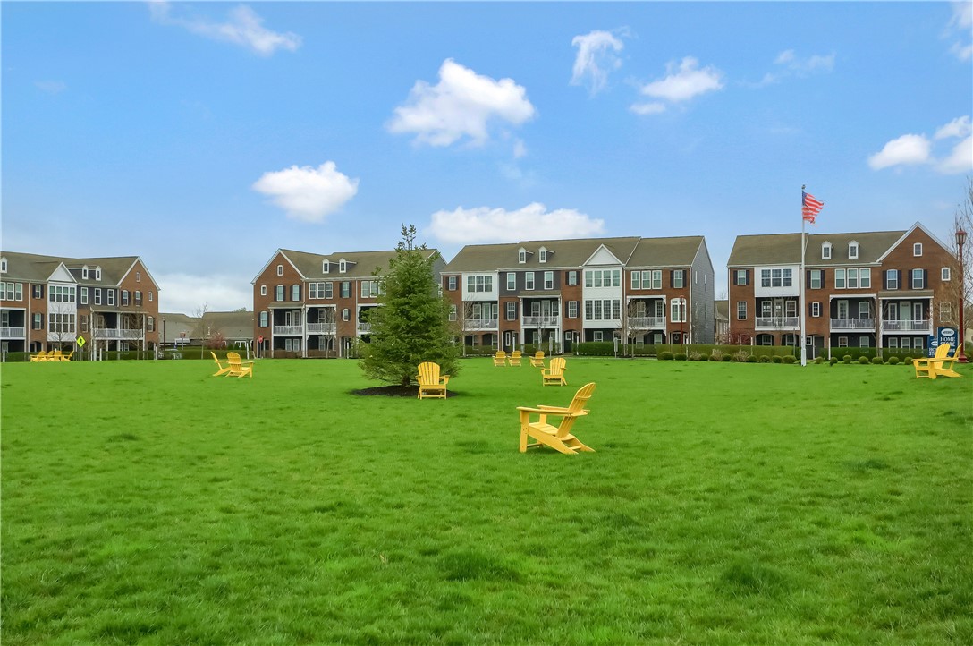 Cranberry Twp, Pennsylvania 16066, United States, 3 Bedrooms Bedrooms, ,3 BathroomsBathrooms,Residential,Active,215428