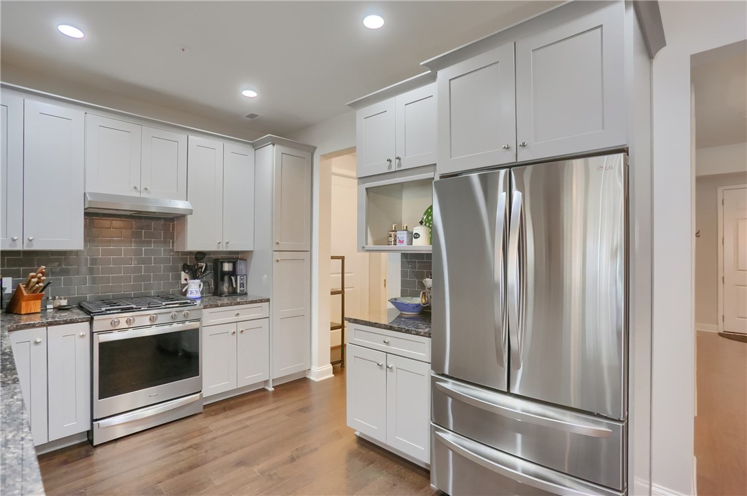 Cranberry Twp, Pennsylvania 16066, United States, 3 Bedrooms Bedrooms, ,3 BathroomsBathrooms,Residential,Active,215428