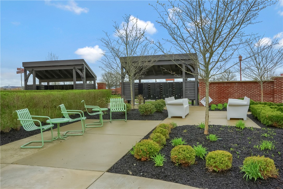 Cranberry Twp, Pennsylvania 16066, United States, 3 Bedrooms Bedrooms, ,3 BathroomsBathrooms,Residential,Active,215428