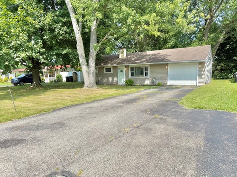 Photo for 360 Crestwood Dr