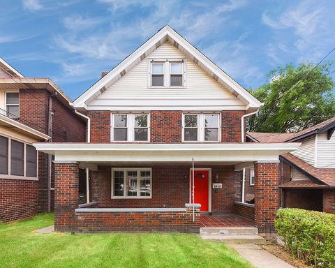 Photo of 6418 Landview Rd, Pittsburgh, PA 15217 (MLS # 1760323)