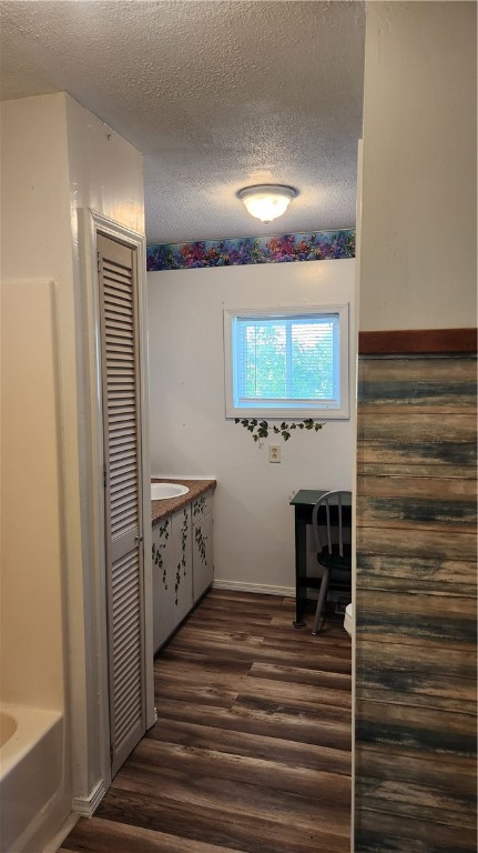 Springfield Twp - Mer, Pennsylvania 16156, United States, 3 Bedrooms Bedrooms, ,2 BathroomsBathrooms,Residential,Contingent,143633