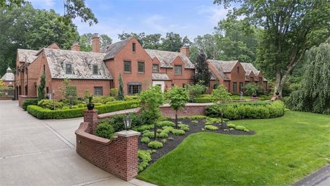 Photo of 1909 Highgate Rd, Pittsburgh, PA 15241 (MLS # 1736848)