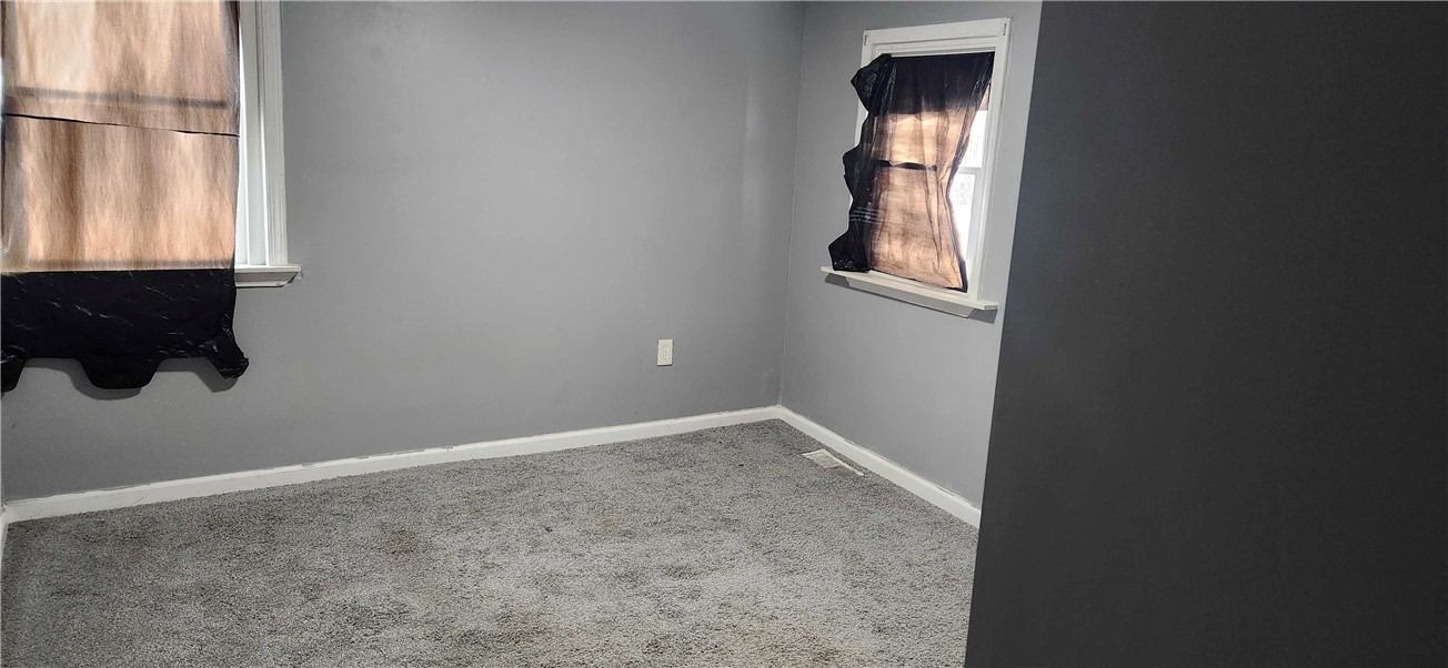 Greenville Boro - Mer, Pennsylvania 16125, United States, 6 Bedrooms Bedrooms, ,2 BathroomsBathrooms,Residential,Active,33852