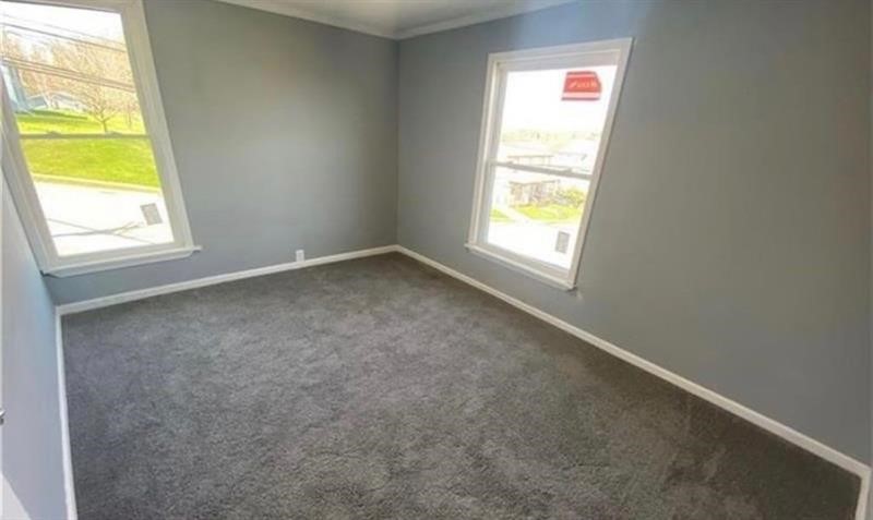 Greenville Boro - Mer, Pennsylvania 16125, United States, 6 Bedrooms Bedrooms, ,2 BathroomsBathrooms,Residential,Active,33852