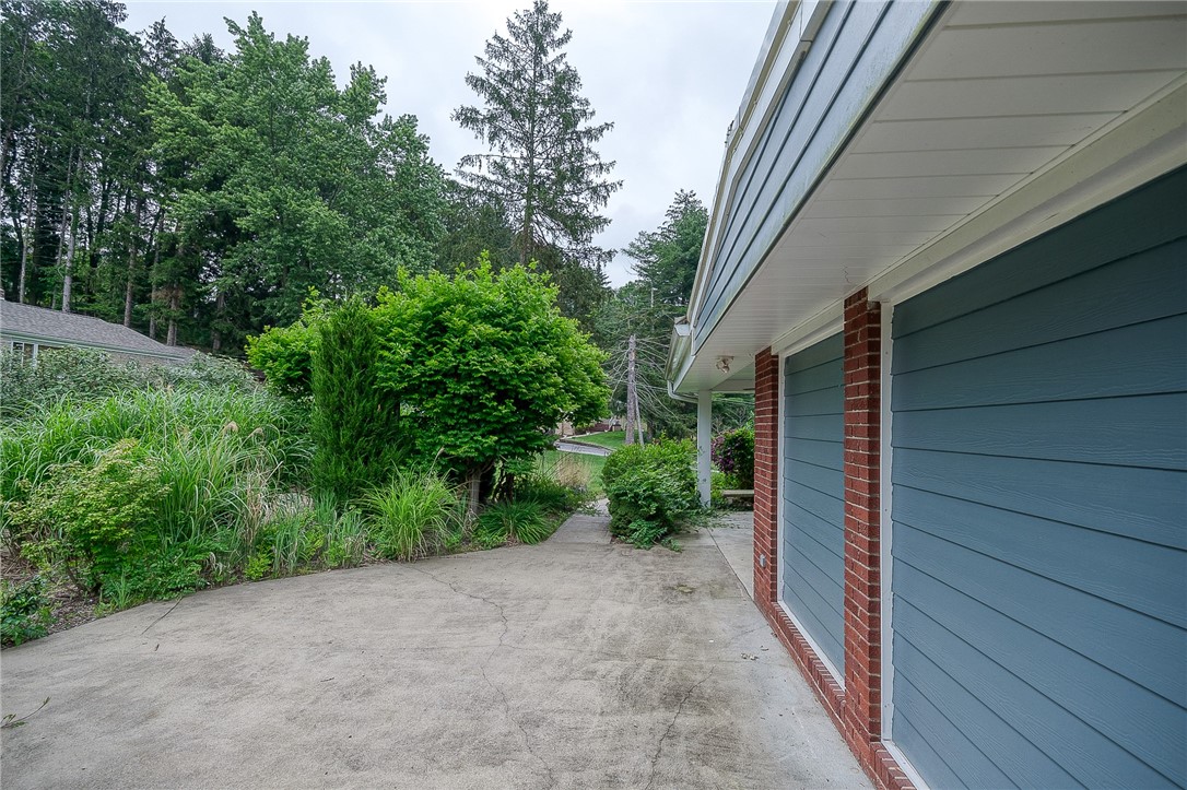 Murrysville, Pennsylvania 15668, United States, 3 Bedrooms Bedrooms, ,3 BathroomsBathrooms,Residential,Active,119639