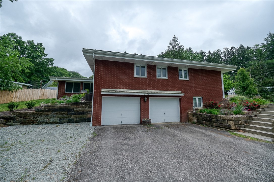 Murrysville, Pennsylvania 15668, United States, 3 Bedrooms Bedrooms, ,3 BathroomsBathrooms,Residential,Active,119639