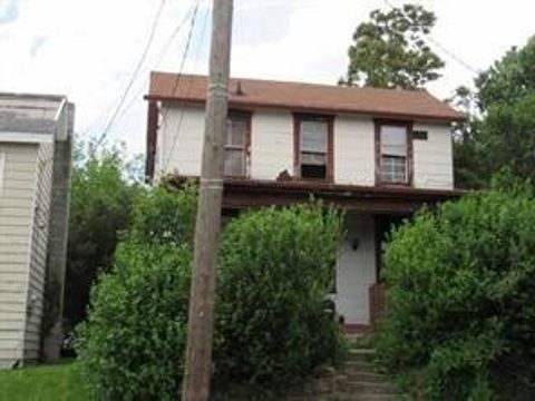 149 Coolspring Street Uniontown PA 15401