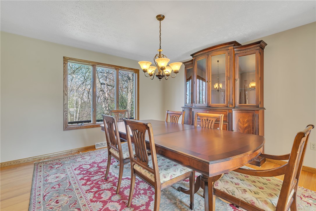 917 Cedar Crest Ct