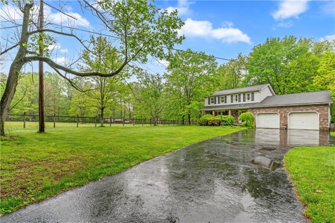 Homes For Sale - 952 Bush Rd<br/> Loyalhanna, PA 15681