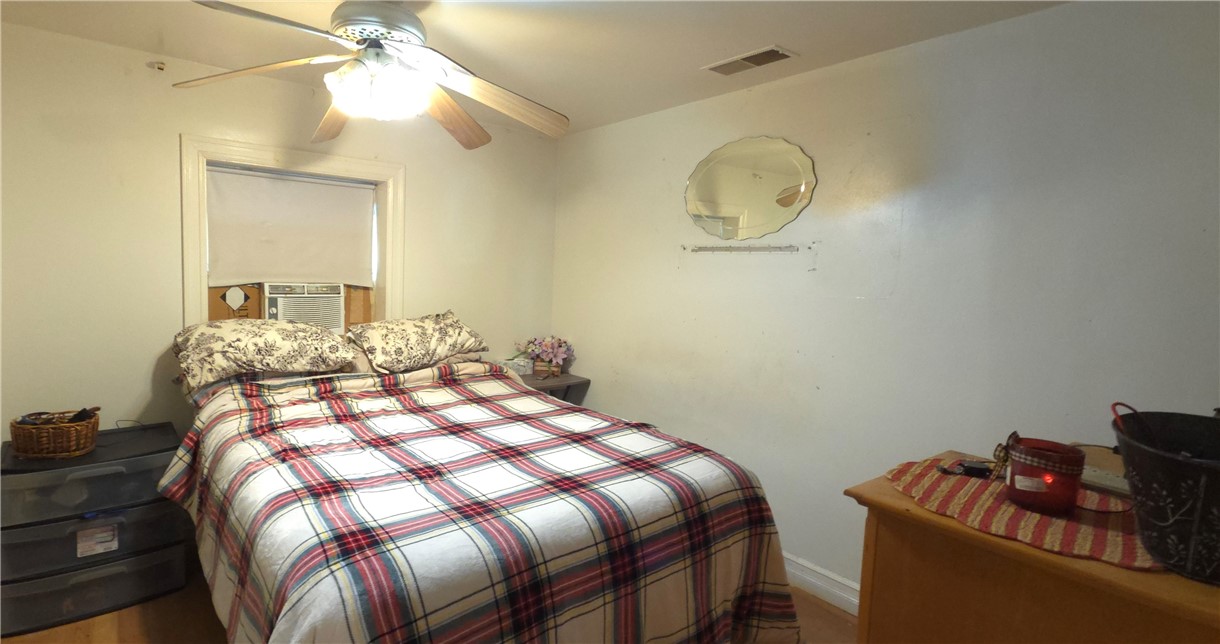 Burgettstown, Pennsylvania 15021, United States, 5 Bedrooms Bedrooms, ,3 BathroomsBathrooms,Residential,Active,141872