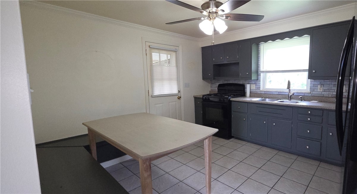 Burgettstown, Pennsylvania 15021, United States, 5 Bedrooms Bedrooms, ,3 BathroomsBathrooms,Residential,Active,141872