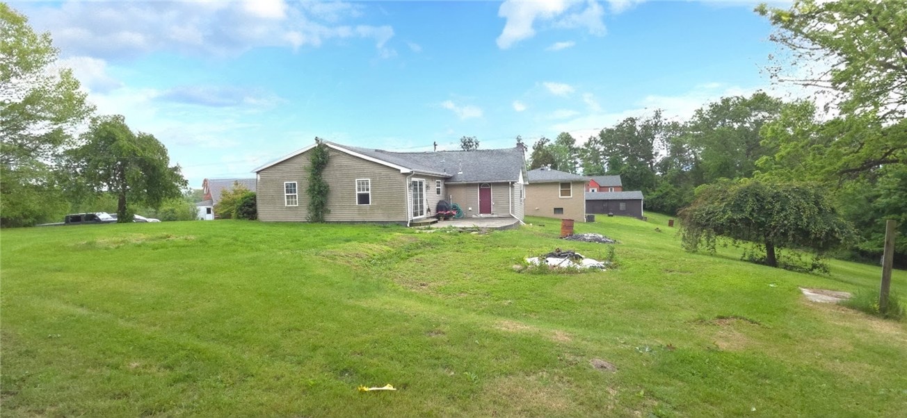 Burgettstown, Pennsylvania 15021, United States, 5 Bedrooms Bedrooms, ,3 BathroomsBathrooms,Residential,Active,141872