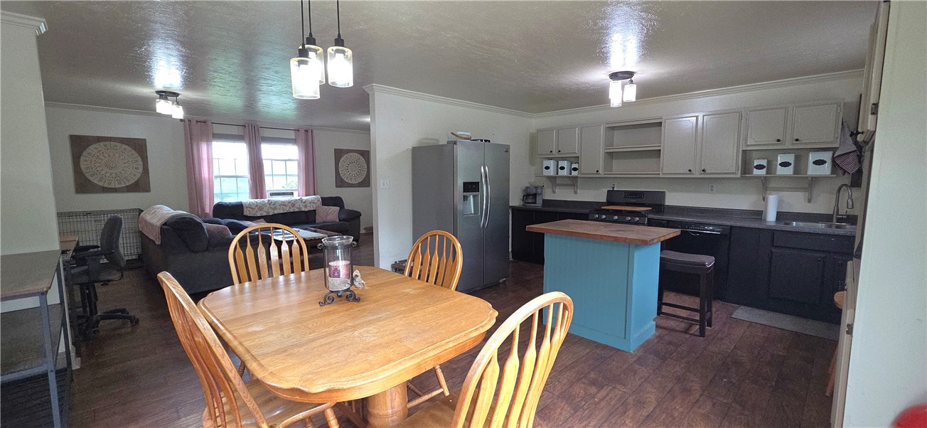 Burgettstown, Pennsylvania 15021, United States, 5 Bedrooms Bedrooms, ,3 BathroomsBathrooms,Residential,Active,141872