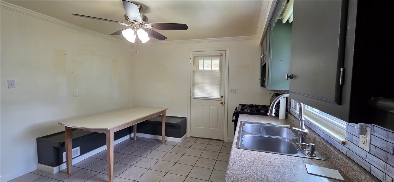 Burgettstown, Pennsylvania 15021, United States, 5 Bedrooms Bedrooms, ,3 BathroomsBathrooms,Residential,Active,141872