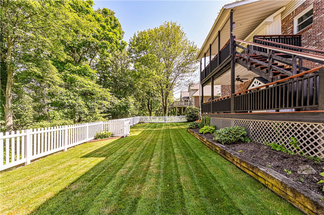 Hempfield Twp, Pennsylvania 15601, United States, 5 Bedrooms Bedrooms, ,4 BathroomsBathrooms,Residential,Pending,182230