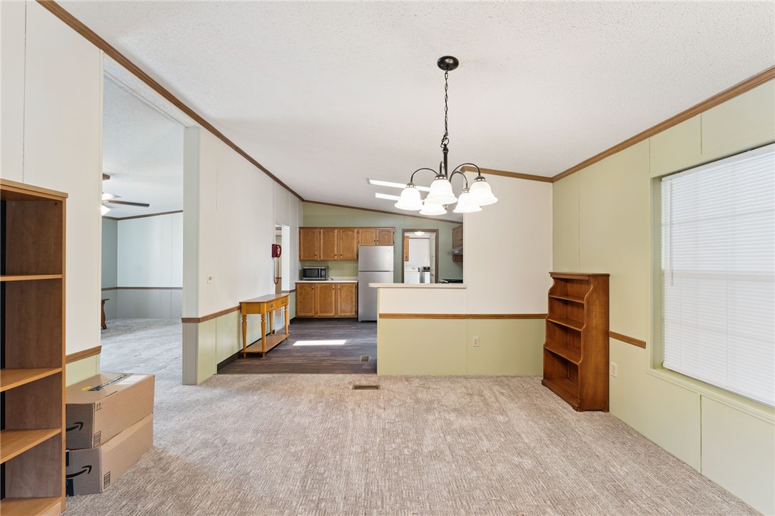 811 Clover Ln