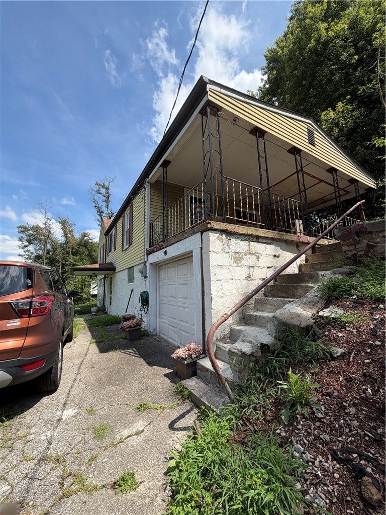 1504 Schweitzer Rd