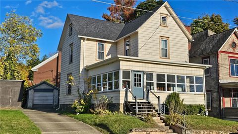 Photo of 731 Baldwin St, Meadville, PA 16335 (MLS # 1725932)